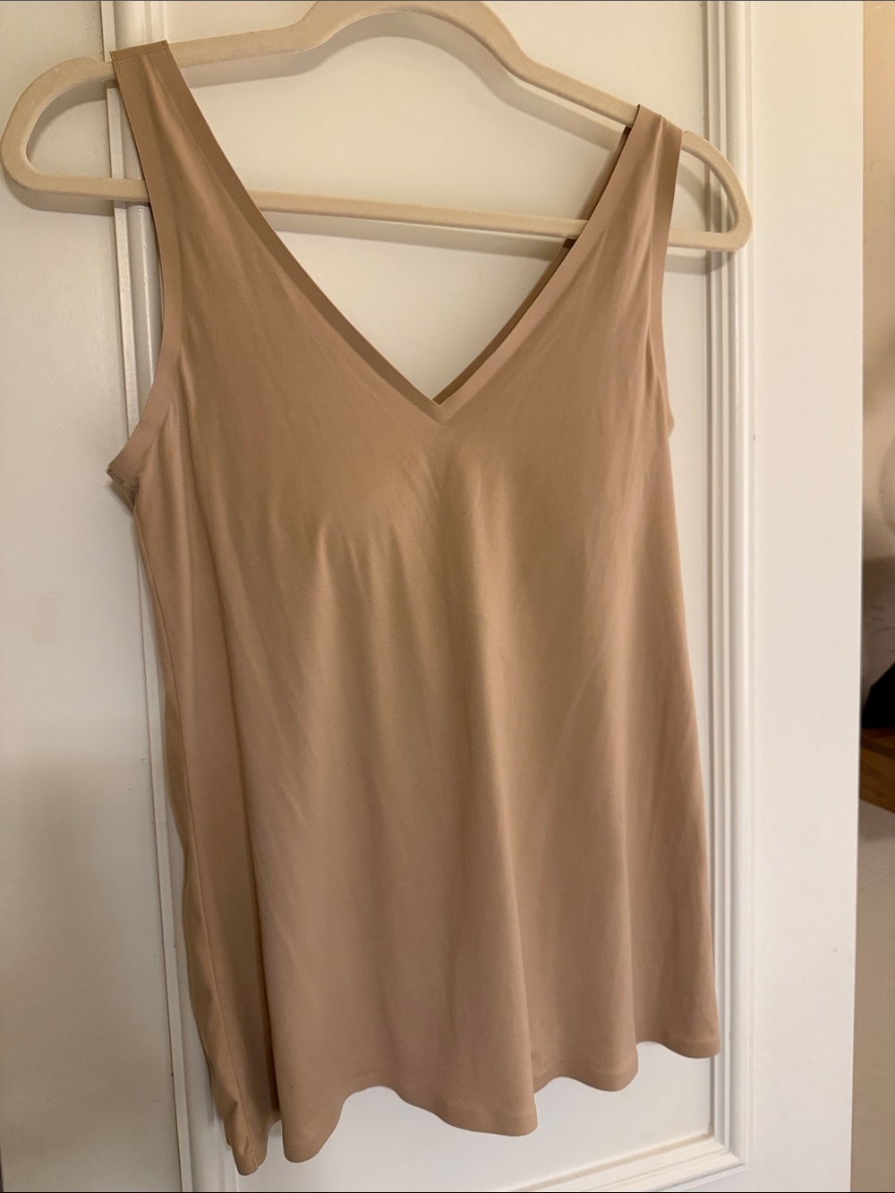 Soma V-Neck Sleeveless Camisole — Nude w/bra